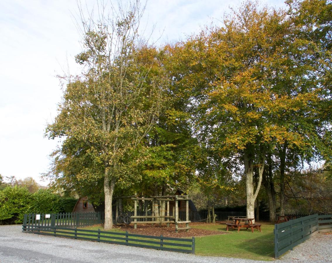Braidhaugh Holiday Lodge And Glamping Park Crieff Exteriör bild