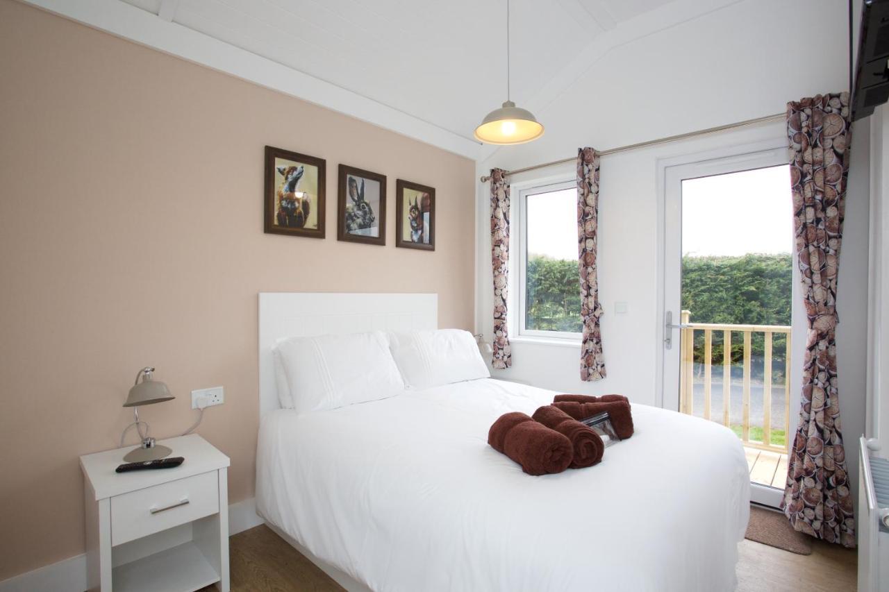 Braidhaugh Holiday Lodge And Glamping Park Crieff Exteriör bild