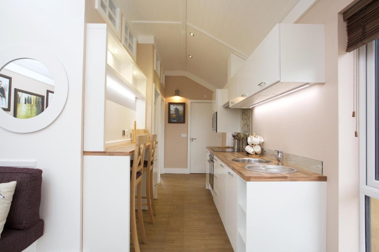 Braidhaugh Holiday Lodge And Glamping Park Crieff Exteriör bild