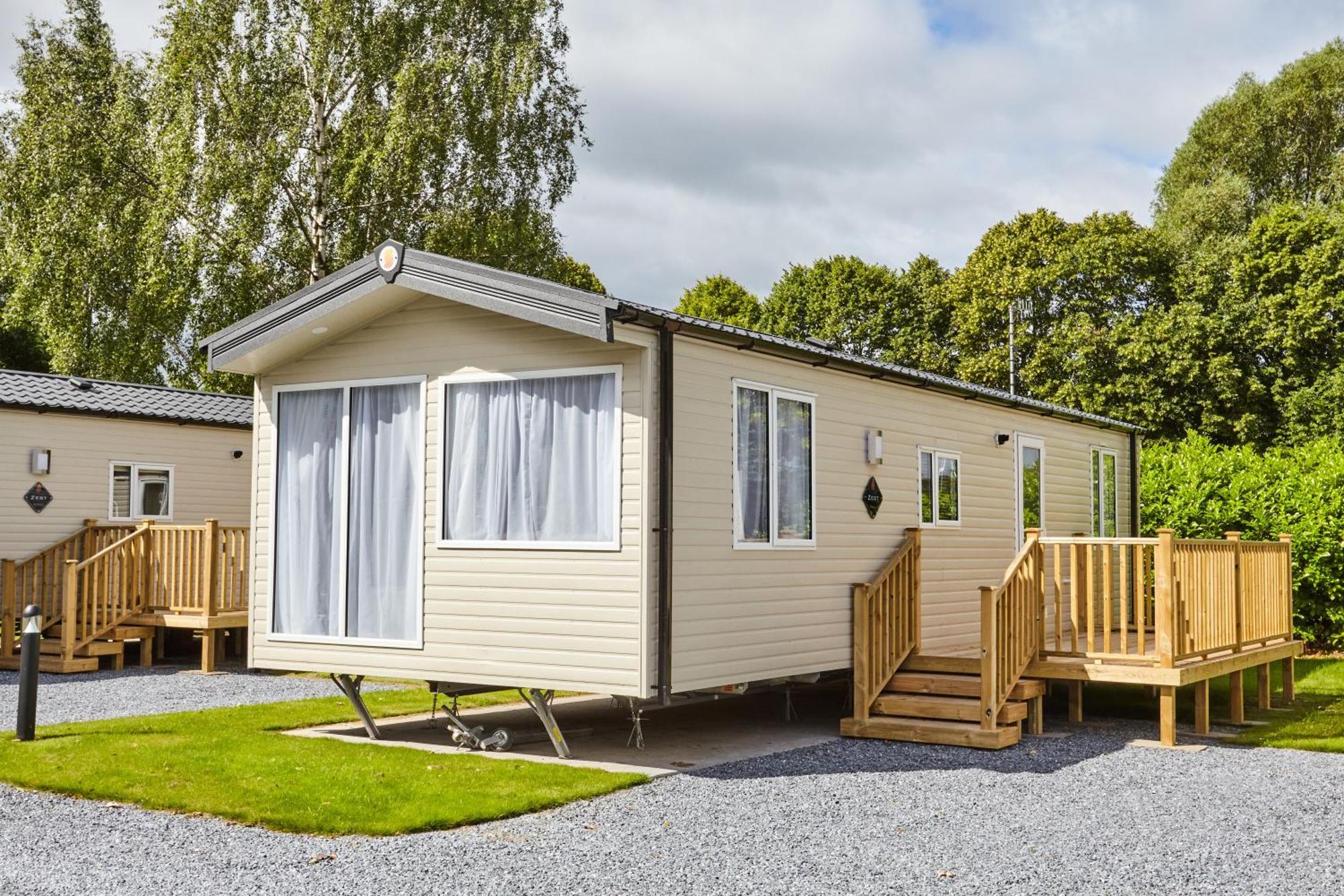 Braidhaugh Holiday Lodge And Glamping Park Crieff Exteriör bild