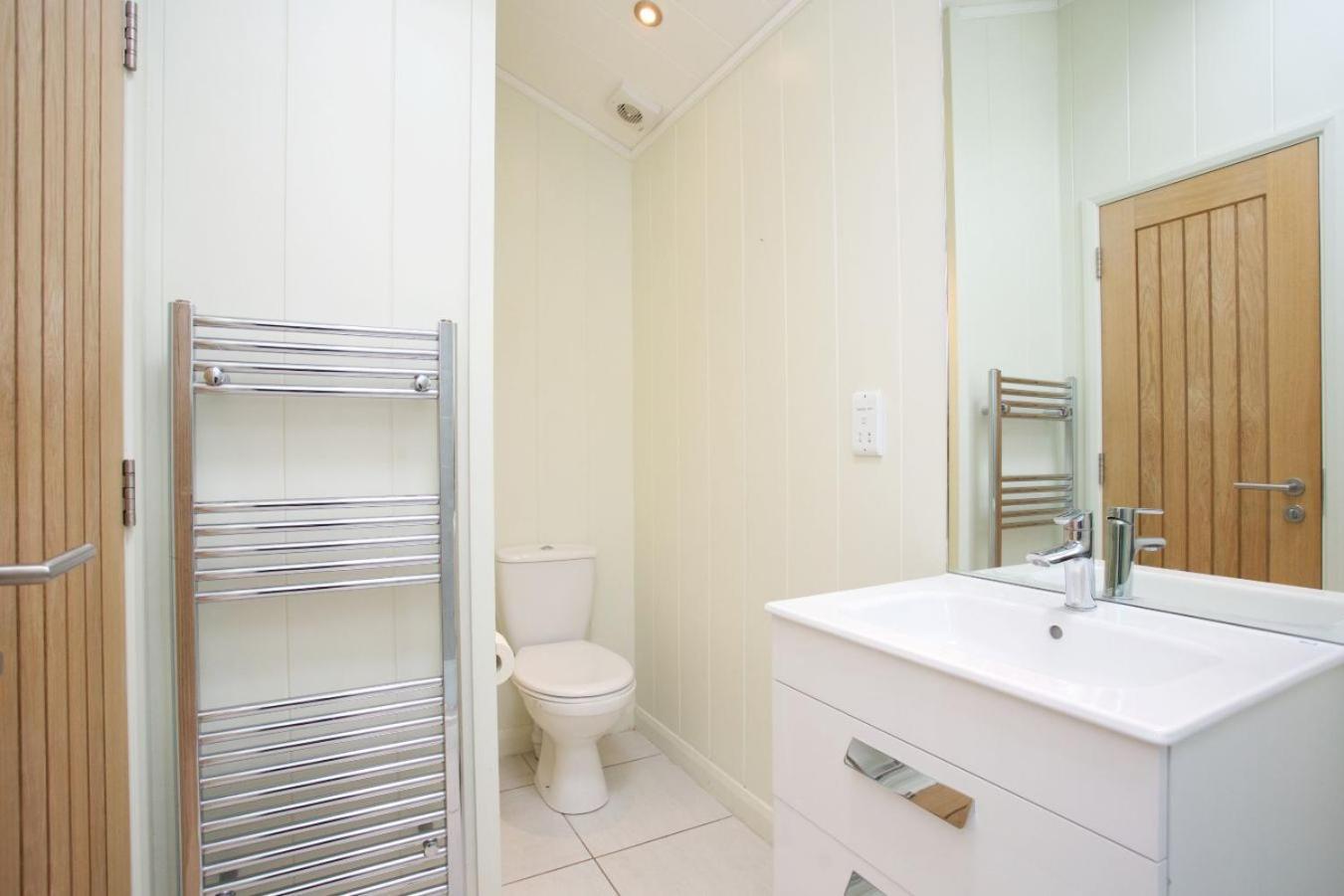 Braidhaugh Holiday Lodge And Glamping Park Crieff Exteriör bild